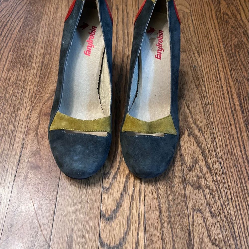 Farylrobin suede color block heels size 9.5